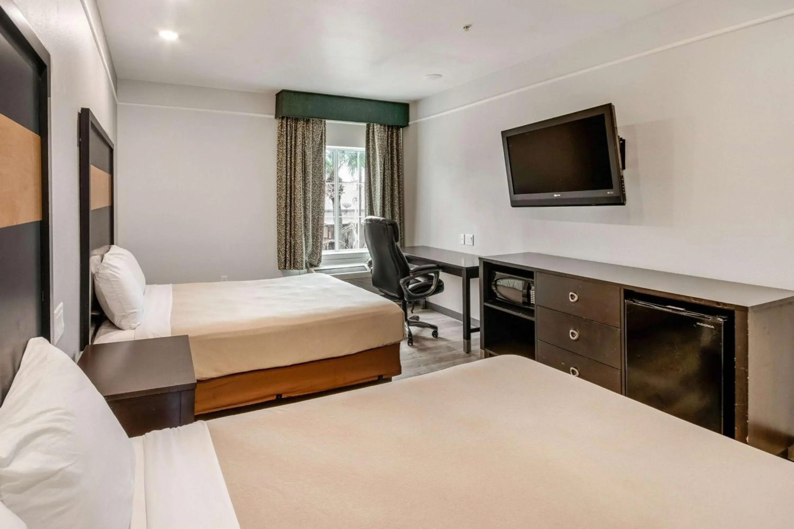 Photo - Sonesta Essential Hotel Houston-I-45 Spring