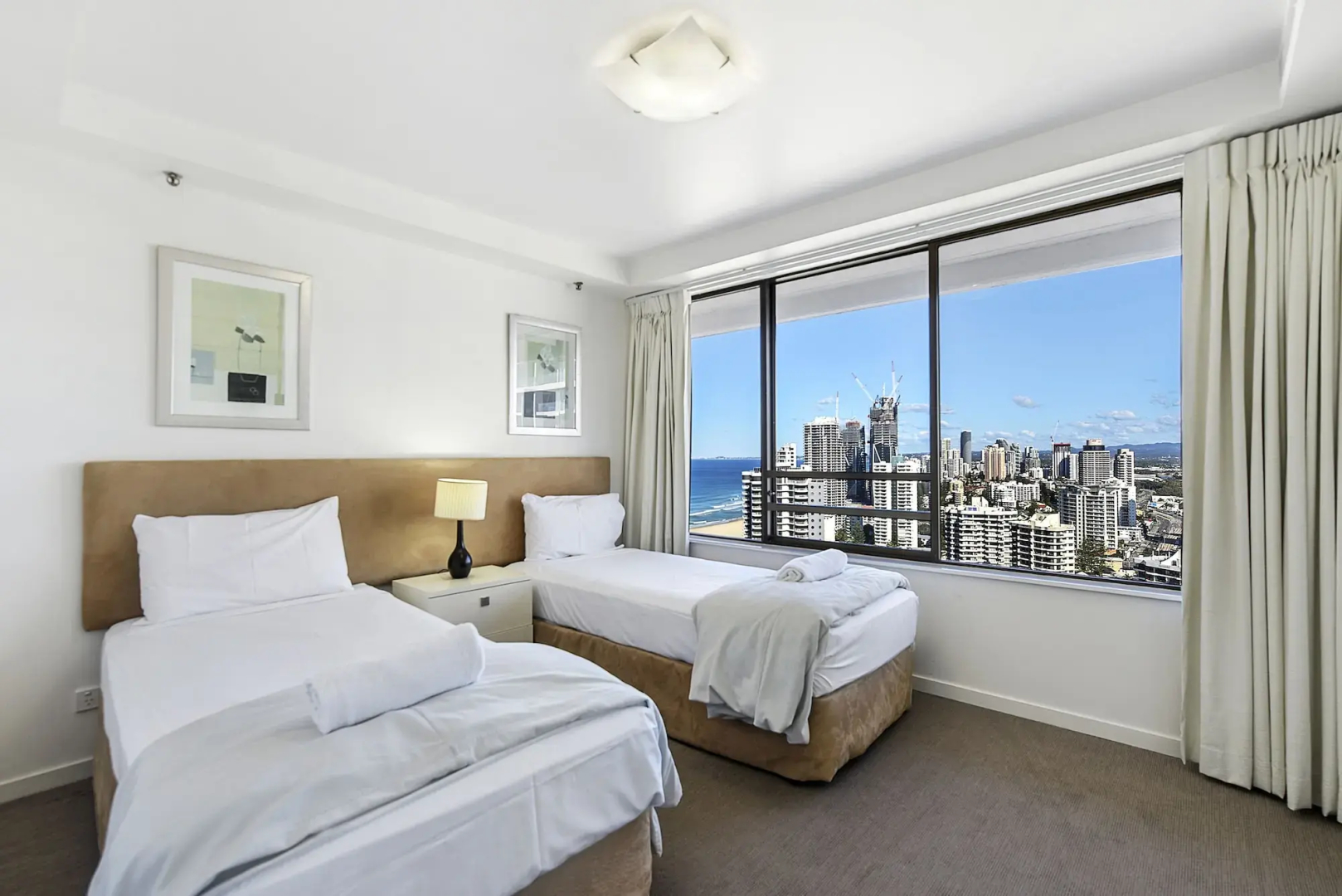 Foto - Surfers Century Oceanside Apartments