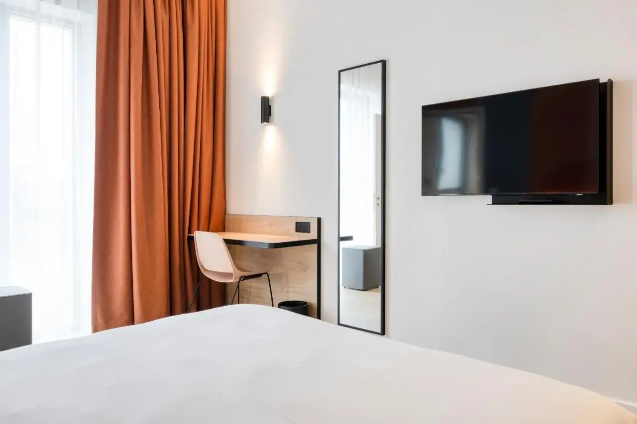Photo - B&B HOTEL Luxembourg Centre Cloche d'Or