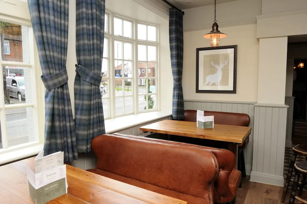Photo - White Hart by Chef & Brewer Collection