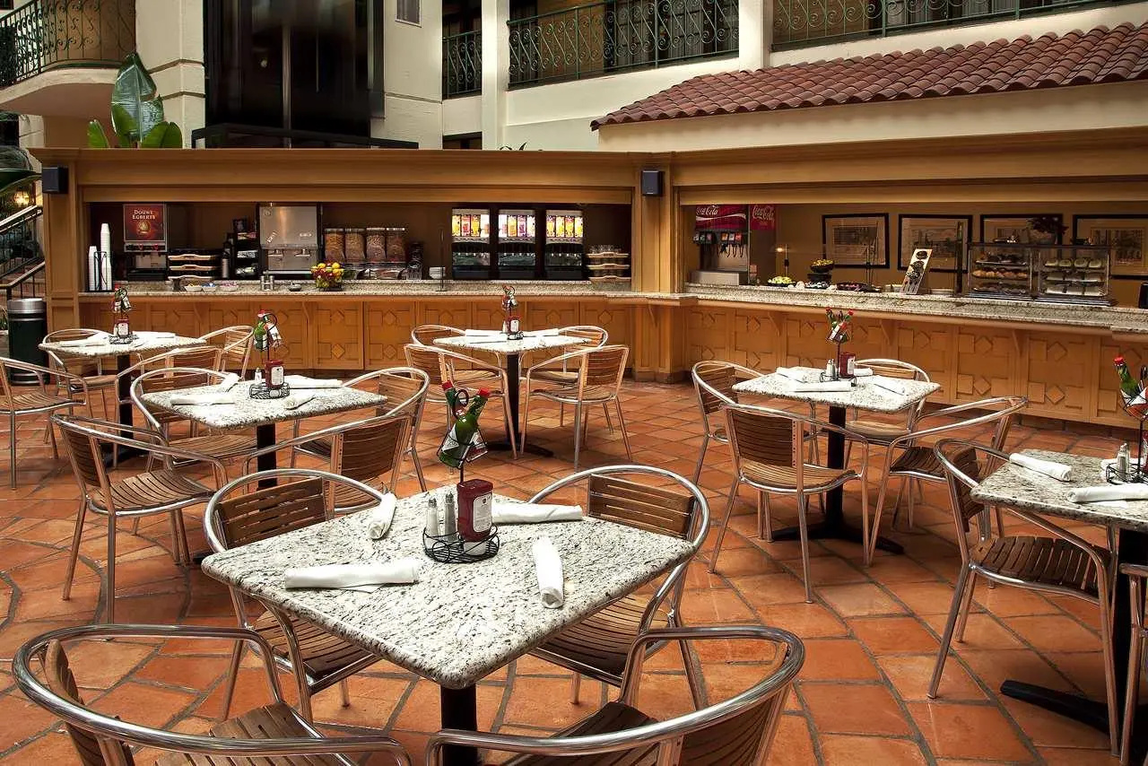 Foto - Embassy Suites by Hilton Chicago Schaumburg Woodfield