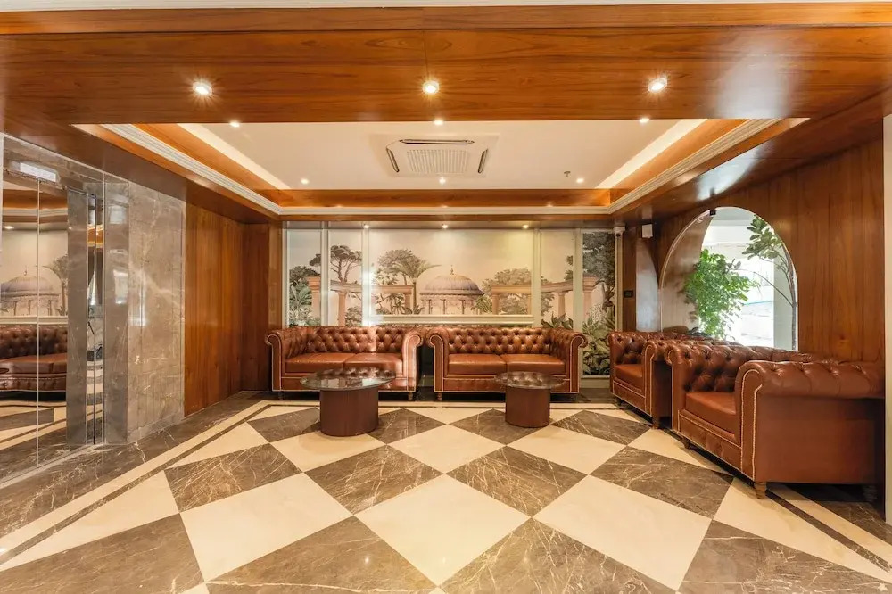 Photo - Treebo Premium Nagpur Automotive Square