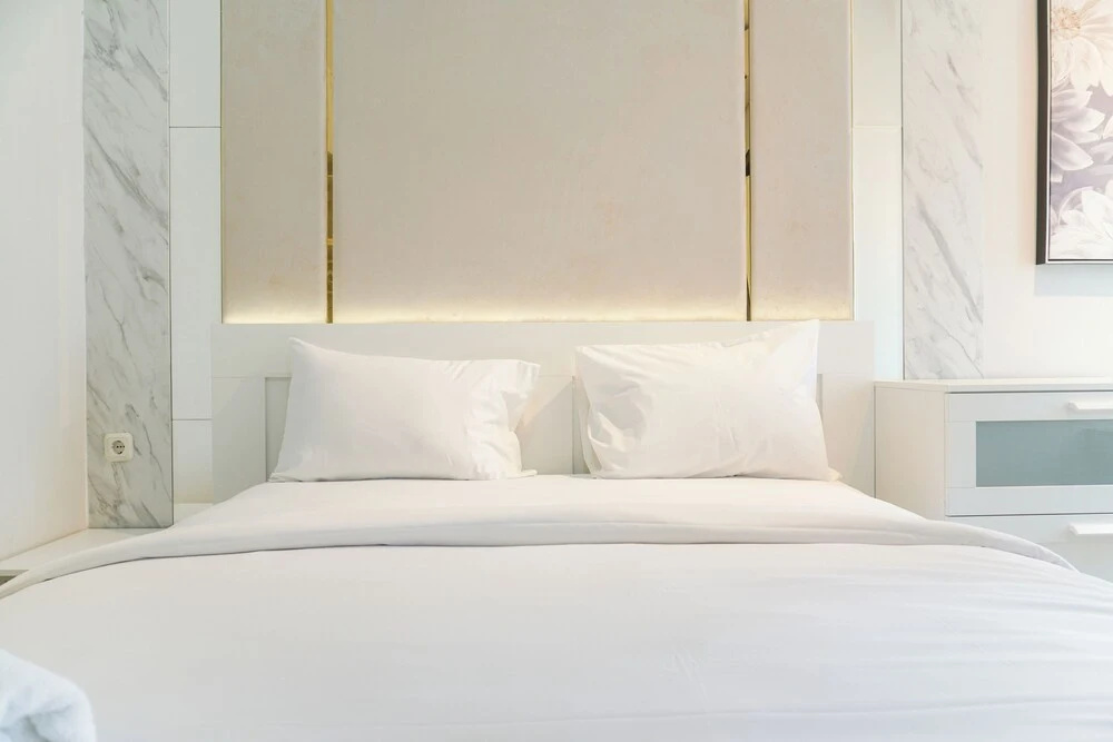 Modern Look And Nice Studio Transpark Bintaro Apartment