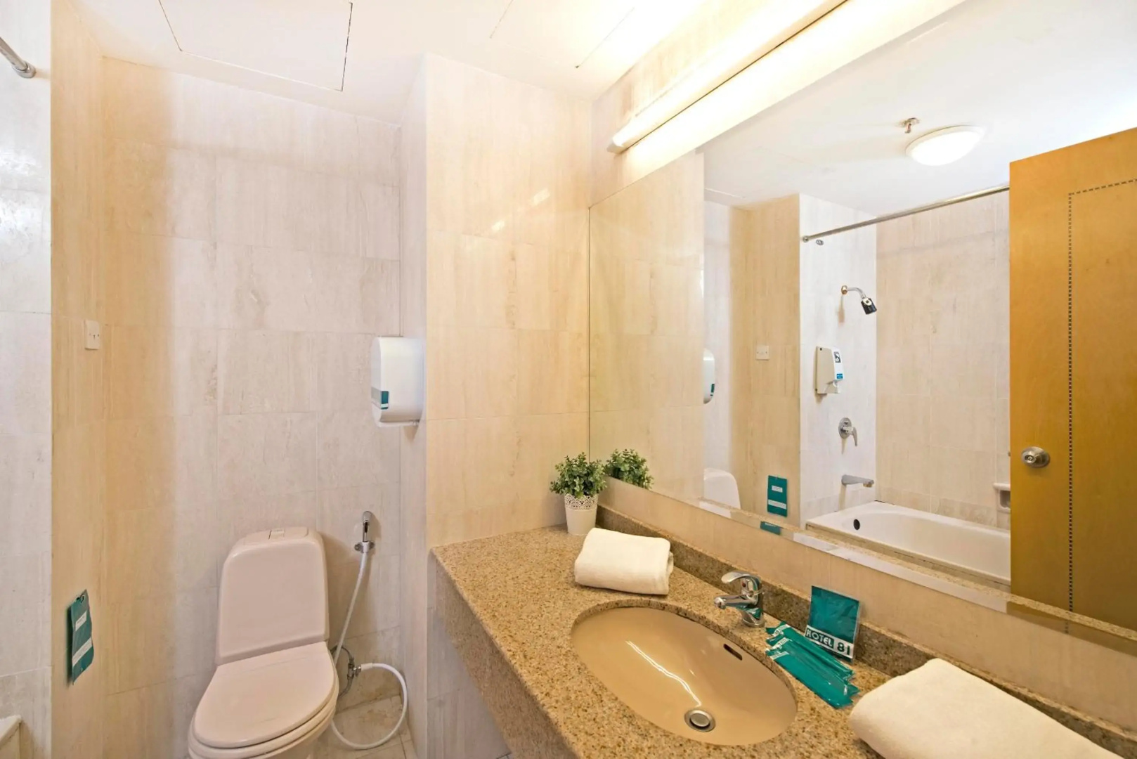 Photo - Hotel 81 Tristar