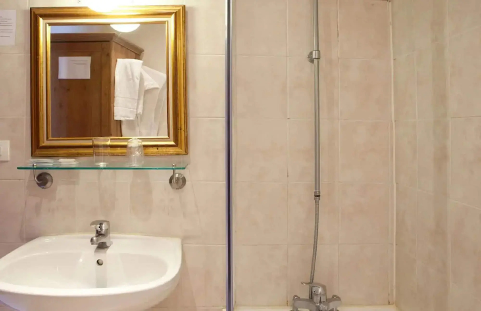 Foto - Hotel Esmeralda