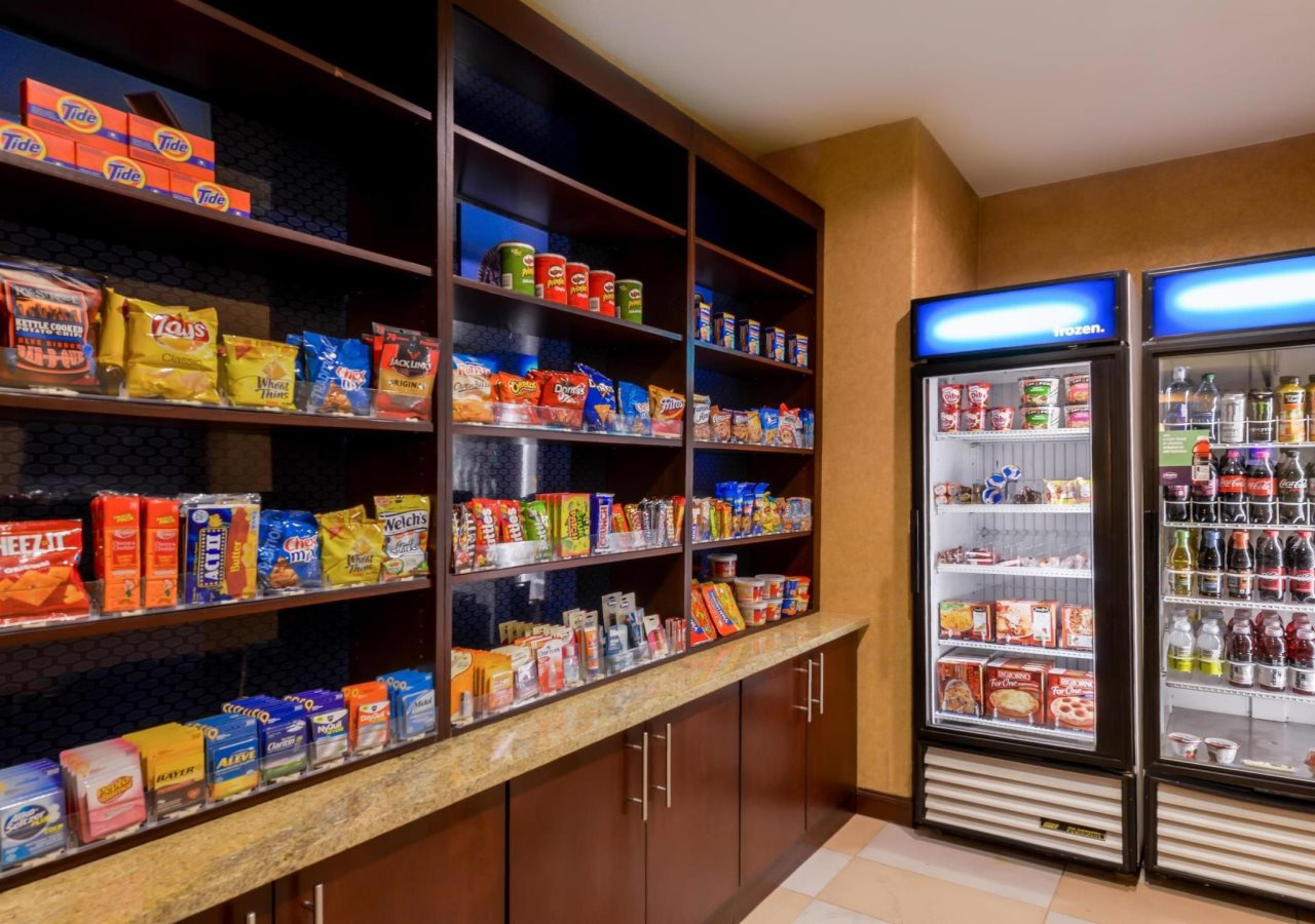 Photo - Hampton Inn & Suites Ontario