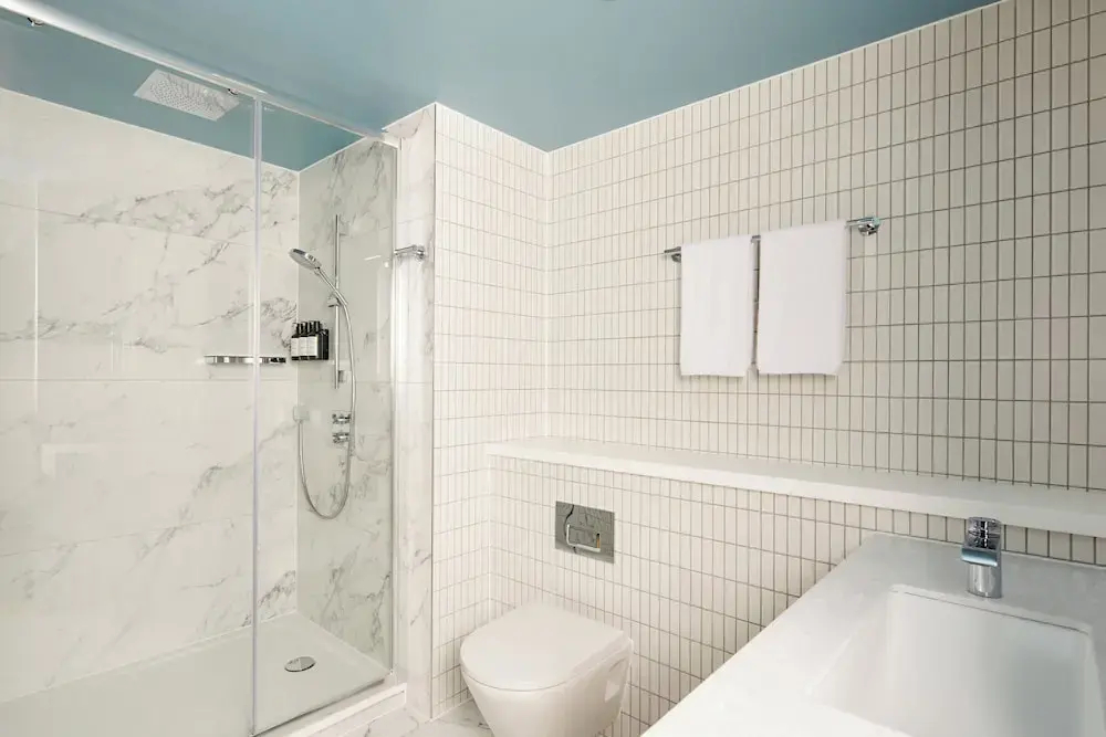 Photo - Hotel Indigo London Clerkenwell by IHG