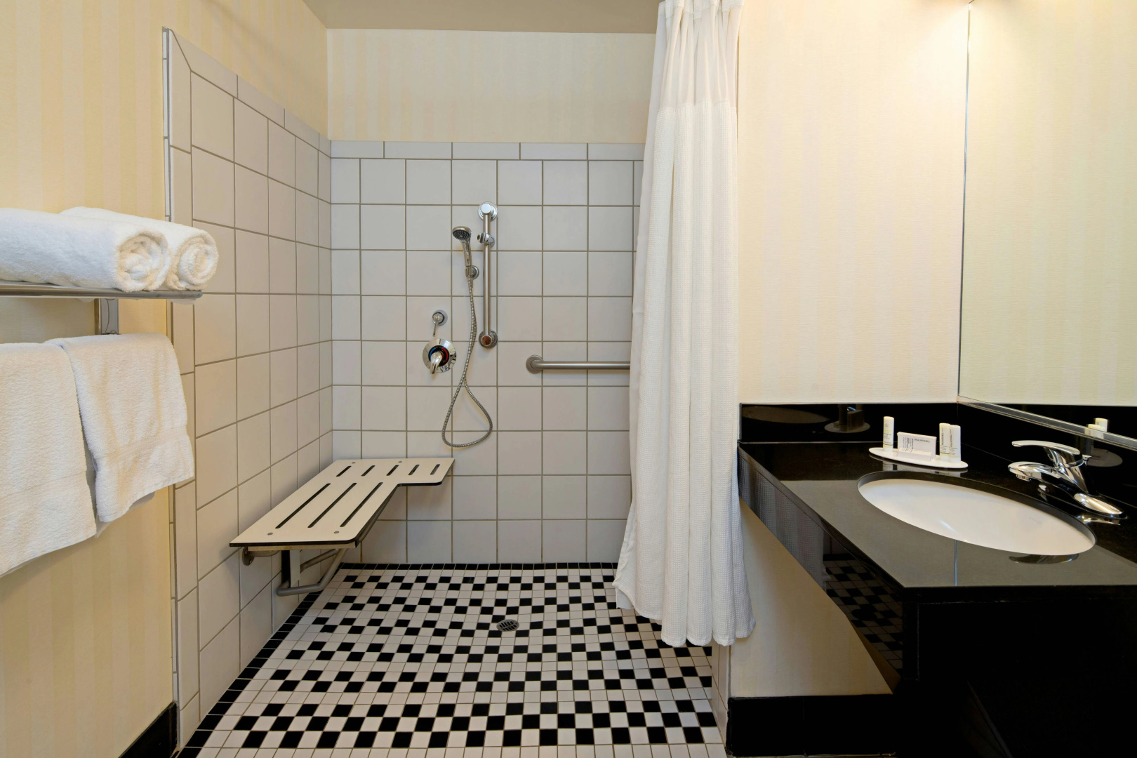 Photo - Fairfield Inn & Suites by Marriott Los Angeles West Covina