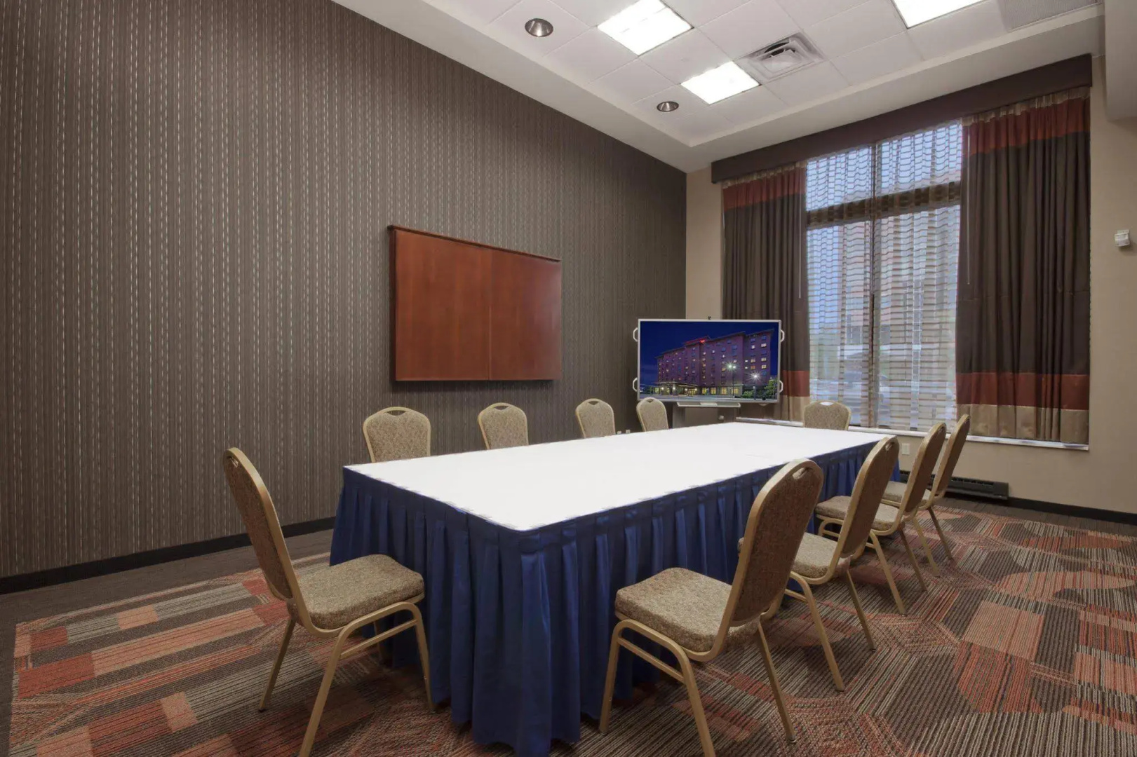 Photo - Hampton Inn & Suites Pittsburgh-Downtown
