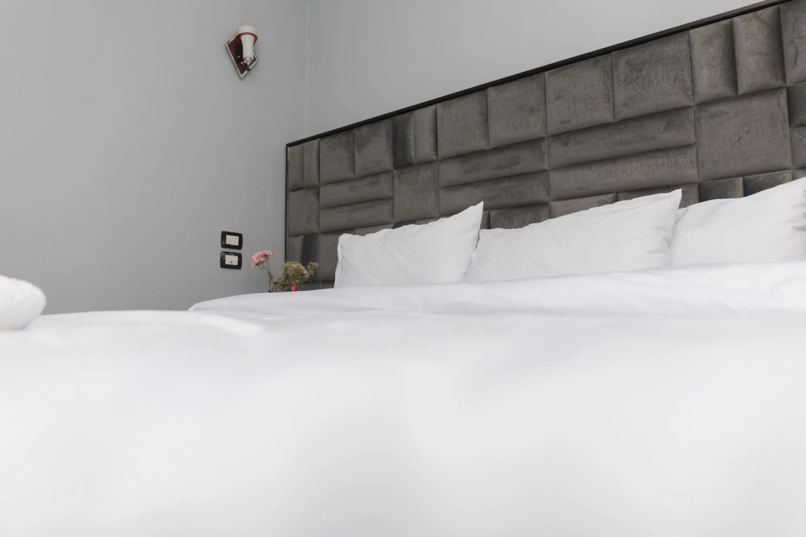 Photo - Capital Hotel