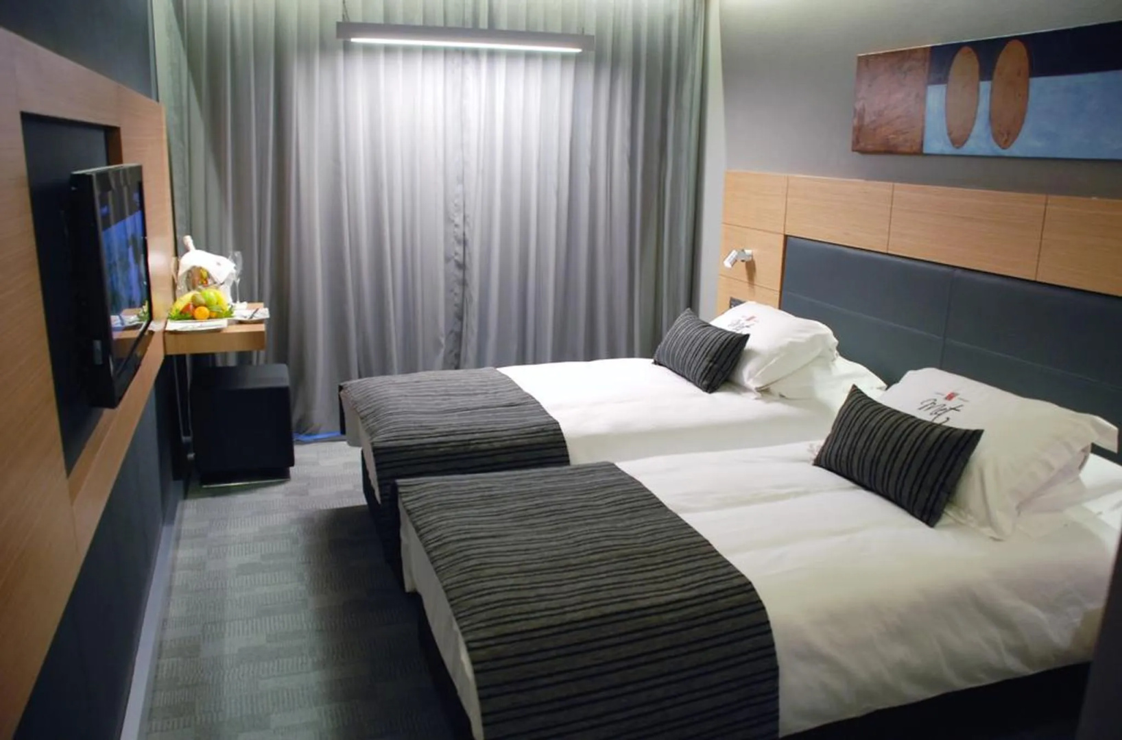 Photo - Met Hotel