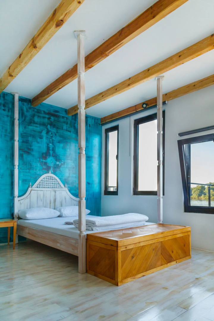 Photo - ArkaBarka Floating Hostel