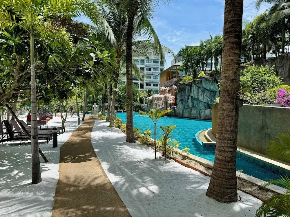 Foto - Laguna beach condo resort 3 maldives pattaya pool view ลากูน่า บีช คอนโด รีสอร์ต 3 พัทยา