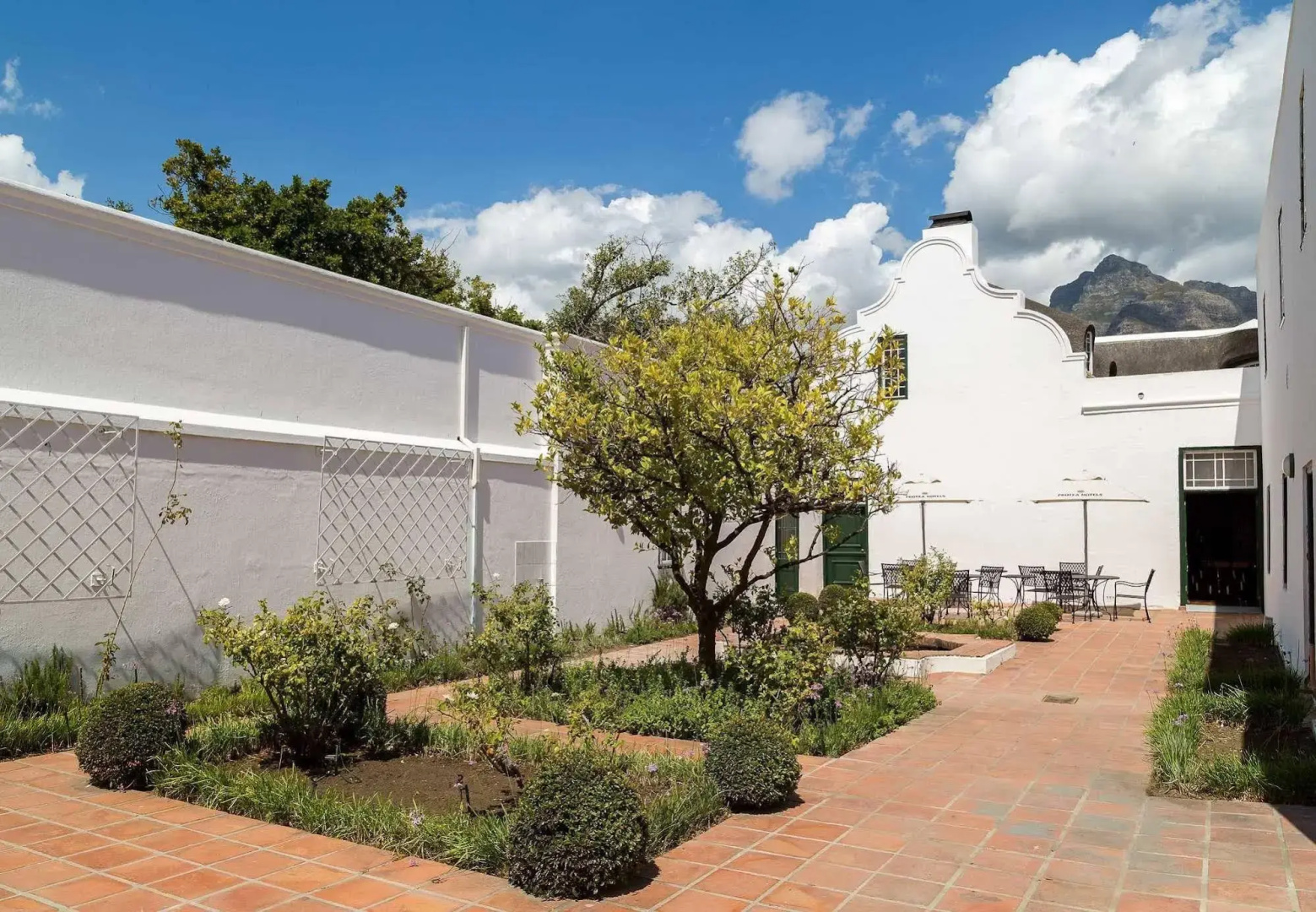 Photo - Protea Hotel by Marriott Cape Town Mowbray