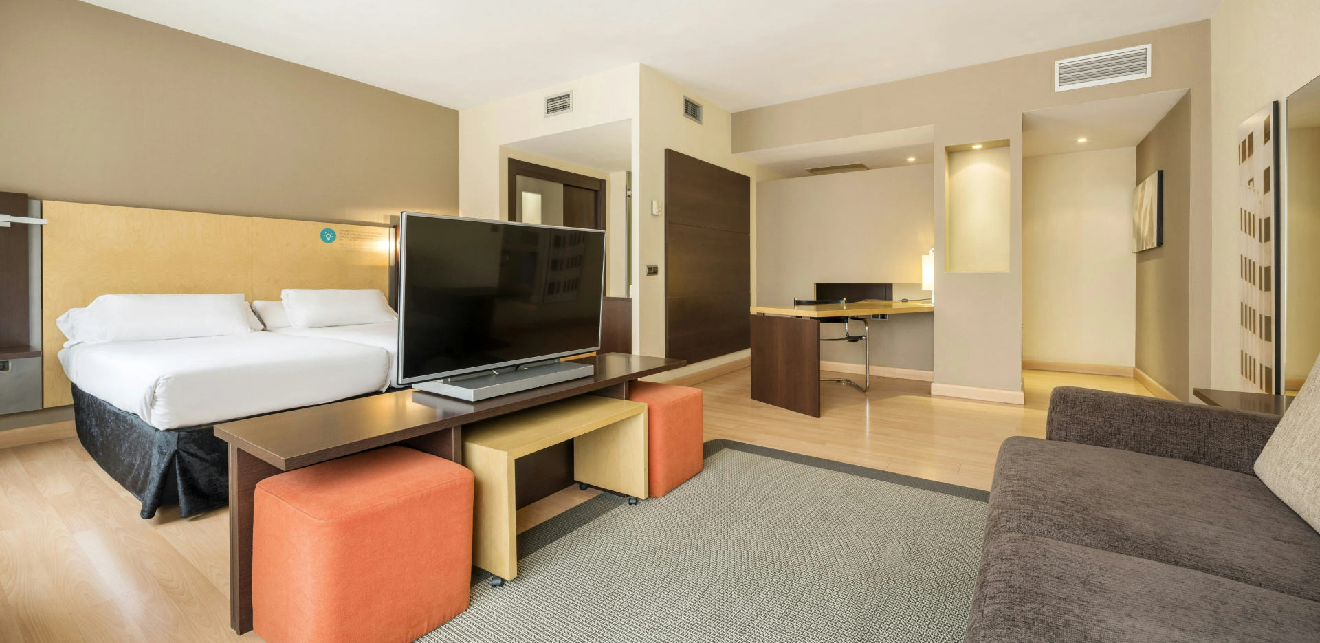Foto - Ilunion Suites Madrid