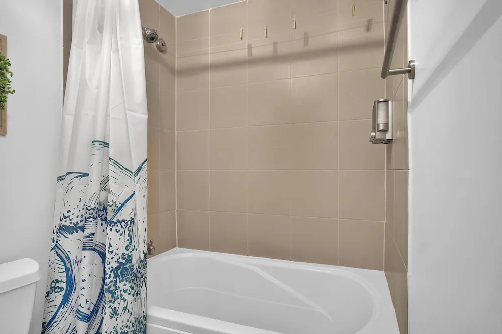Photo - Tropical Paradise Spacious 3 bedroom