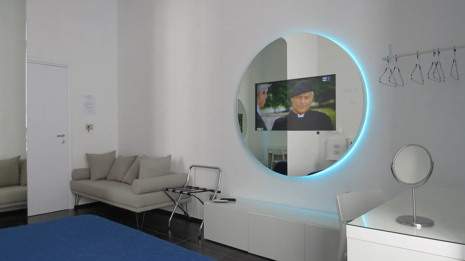 Photo - Skyhouse Chiaia