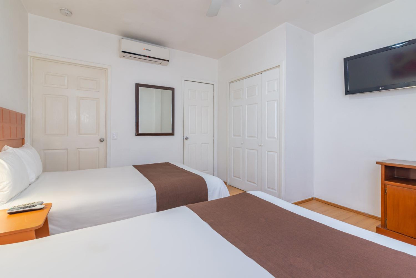 Foto - European Life Style Executive Suites & Gallery