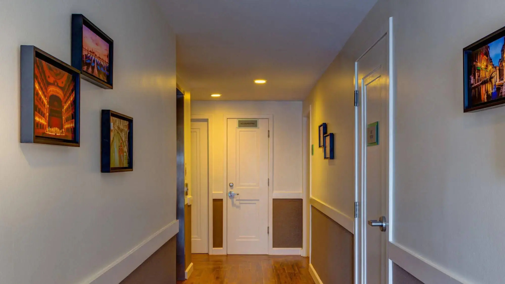 Photo - Villa Italia South Beach