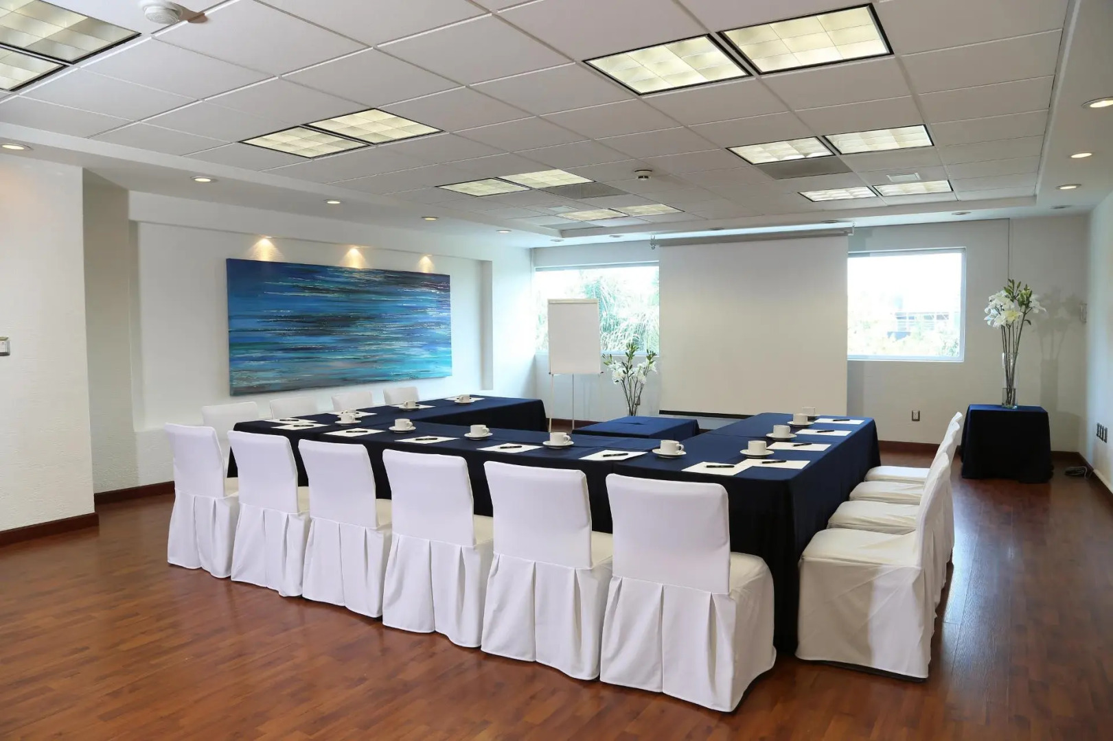 Foto - Mesón Ejecutivo Guadalajara - Nuevo Consulado Americano Monraz