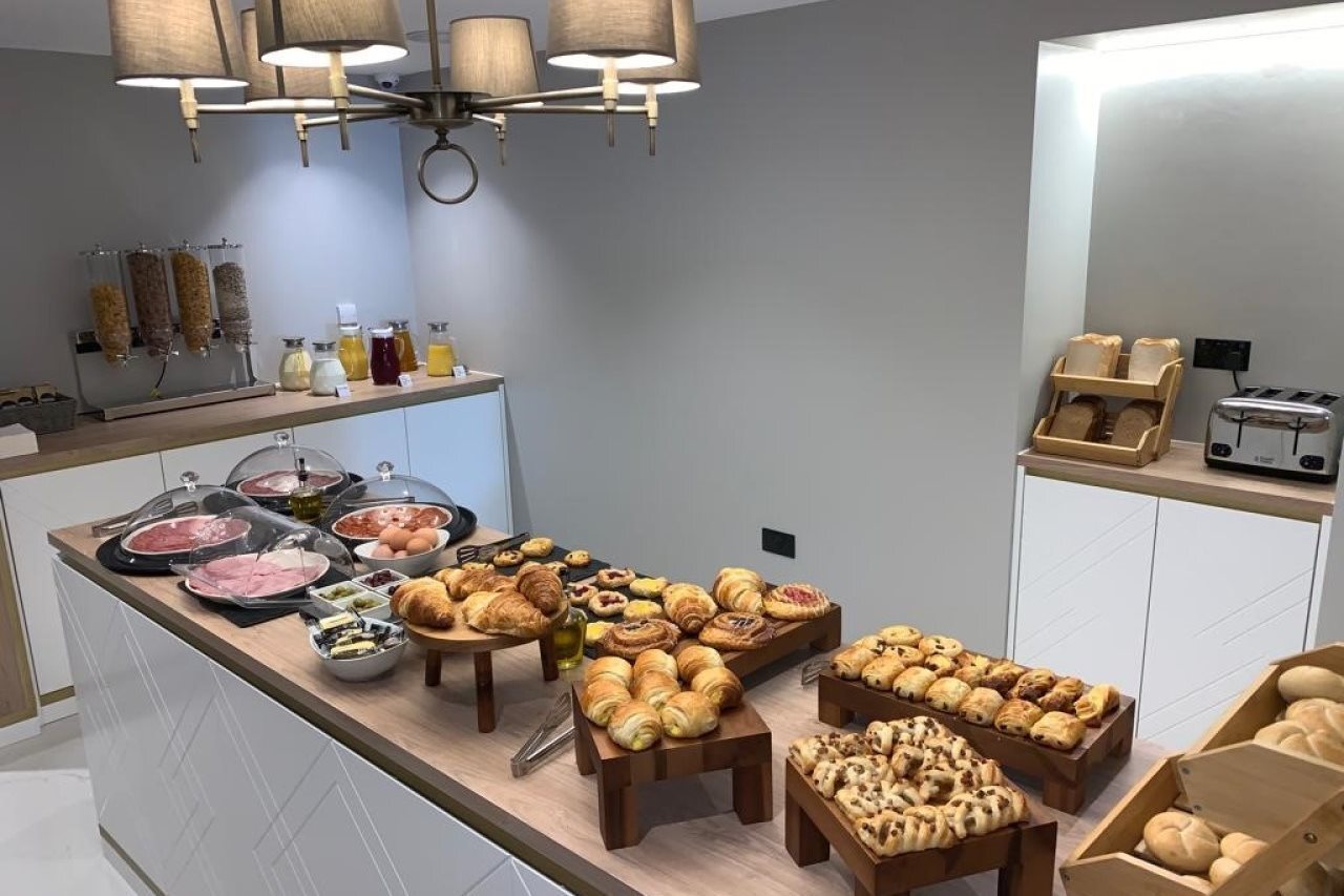 Photo - Oxford Hotel