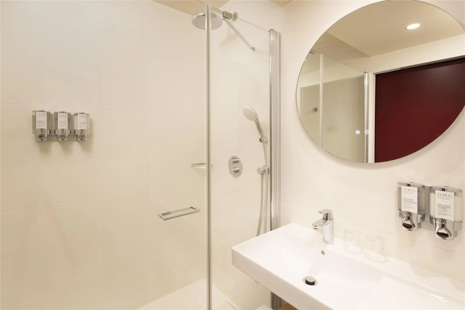Photo - Hampton By Hilton Paris Saint Ouen