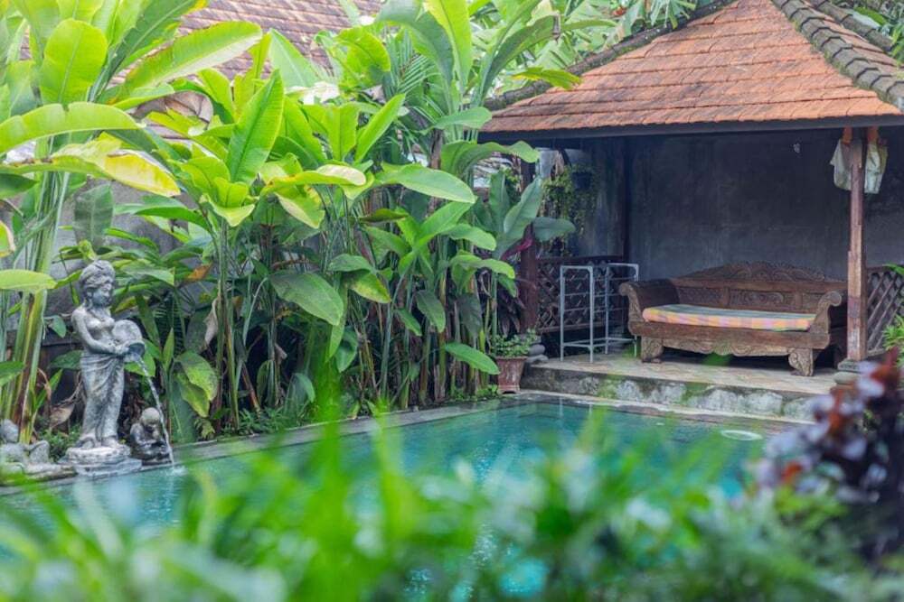 Photo - Sari Bamboo Bungalows