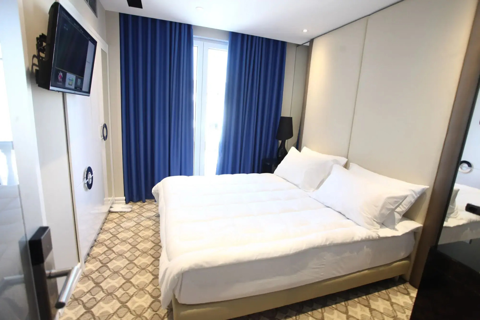 Foto - Senator Hotel