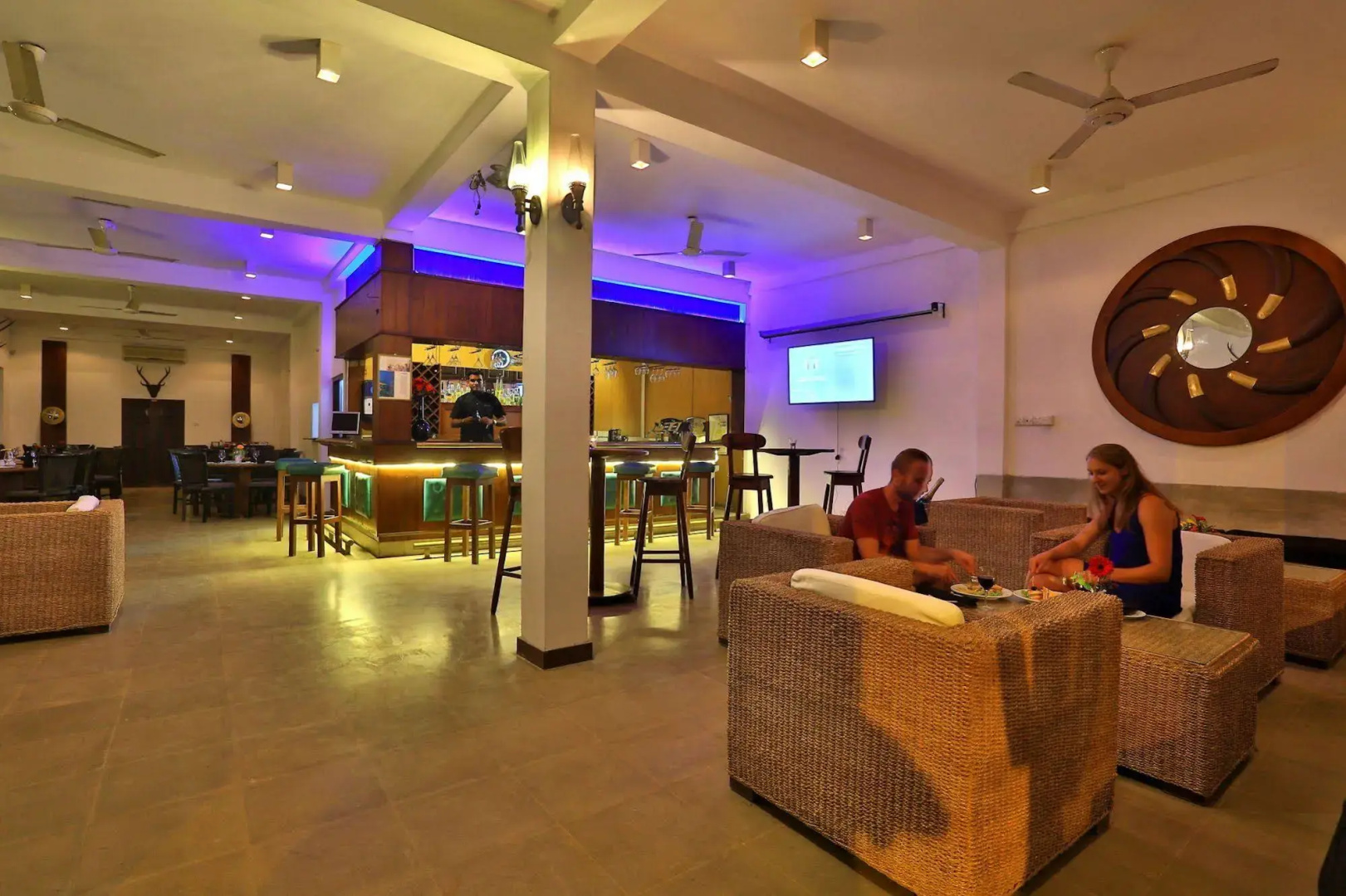Photo - St.Lachlan Hotel & Suites