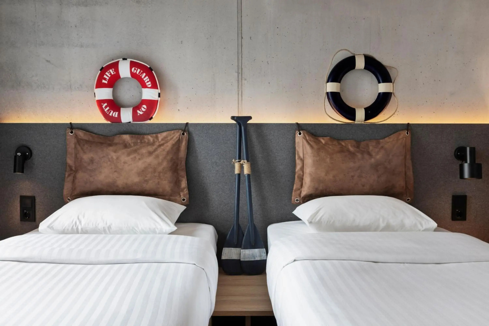 Photo - Moxy Bergen