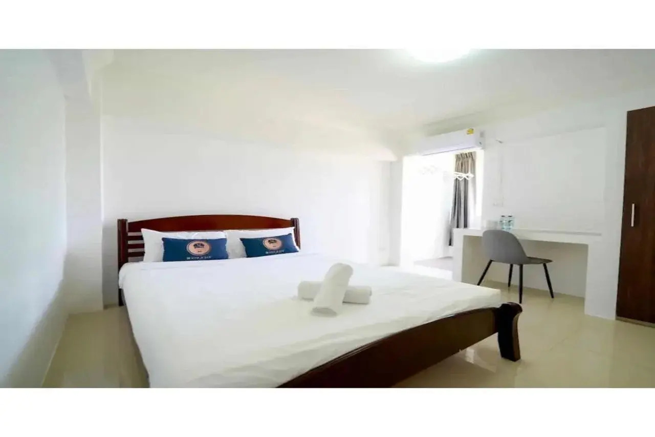 Photo - RQ Suvarnabhumi Airport by Collection O