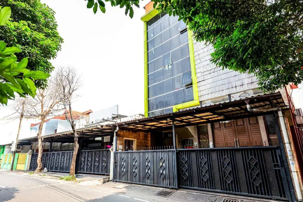 Photo - RedDoorz near Halim Perdanakusuma 3