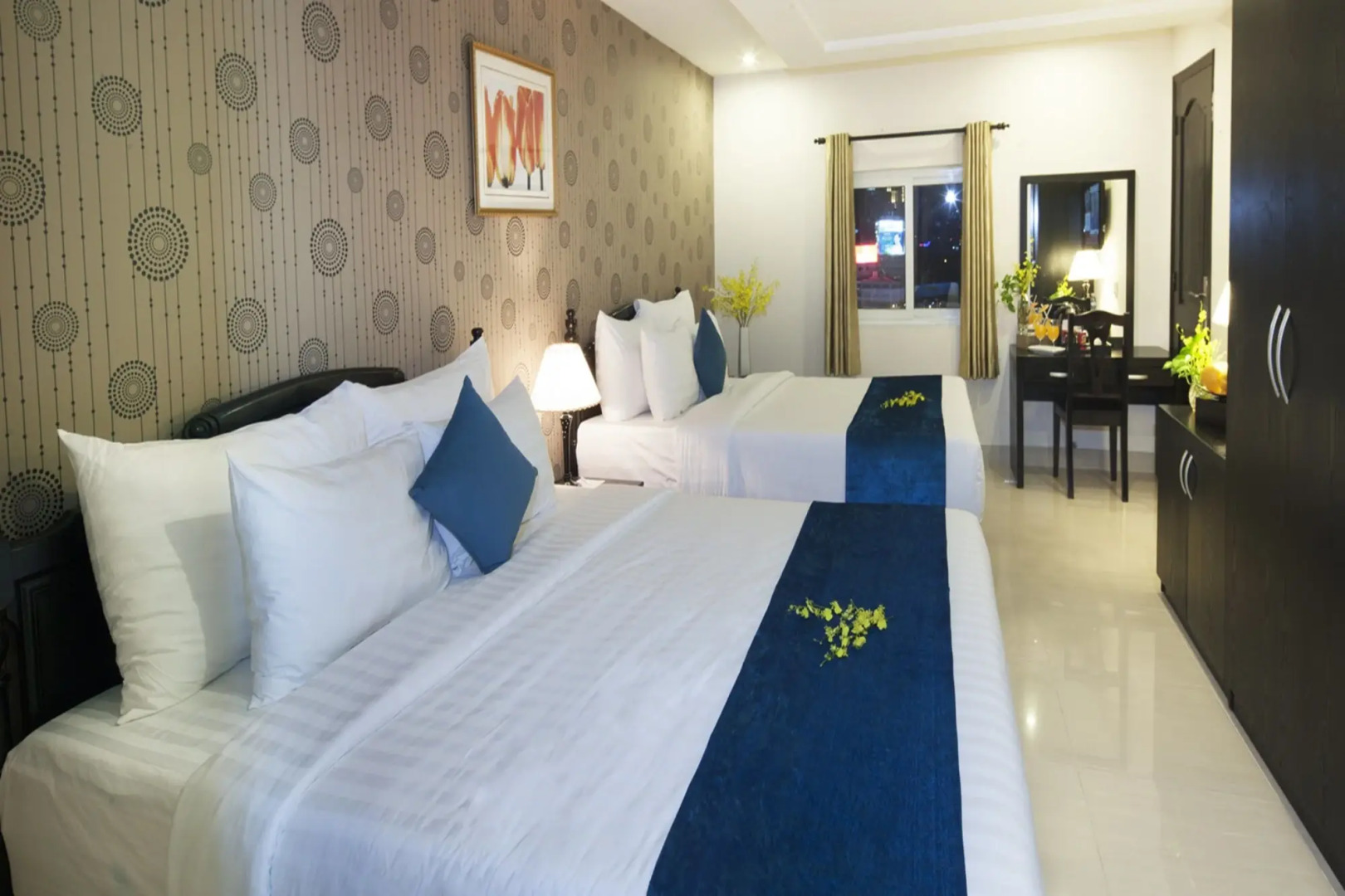 Foto - Sunrise Central Hotel