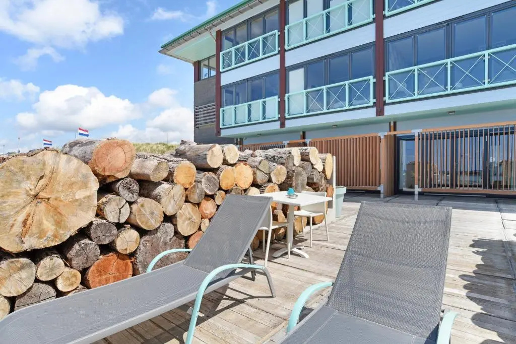 Photo - Beachhouse Hotel