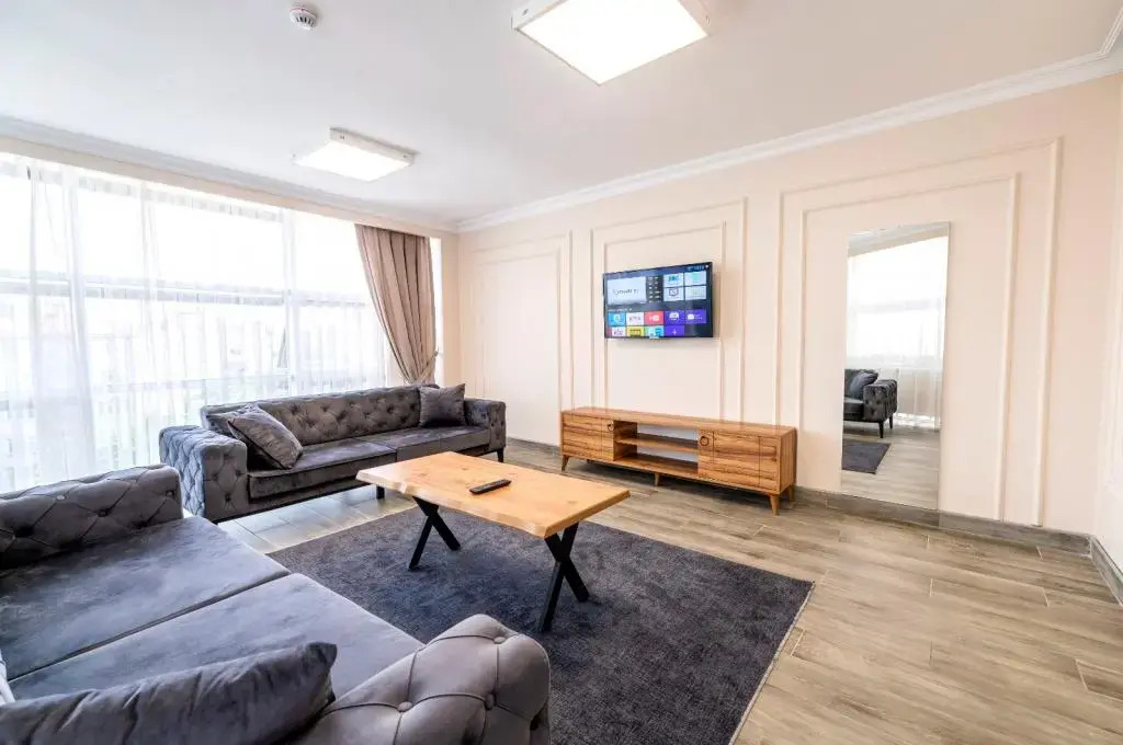 Photo - Royal Luxury Hotels Suites