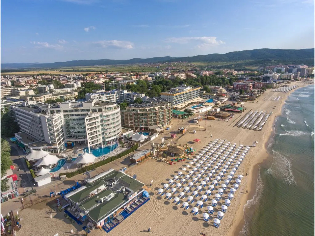 Photo - Grand Victoria