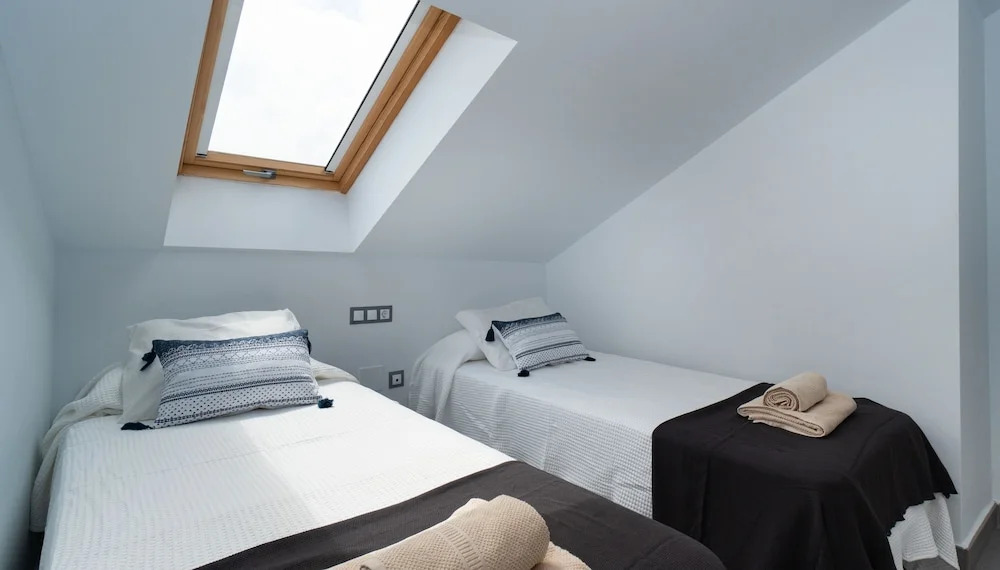 Photo - Sur Suites La Dorada, centricos soleados a pocos metros de la Playa y con Parking Opcional