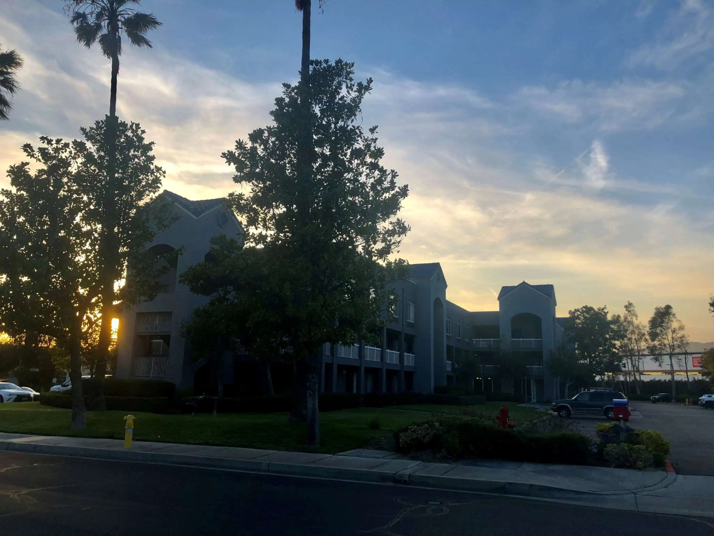 Photo - SureStay Hotel by Best Western Ontario Airport