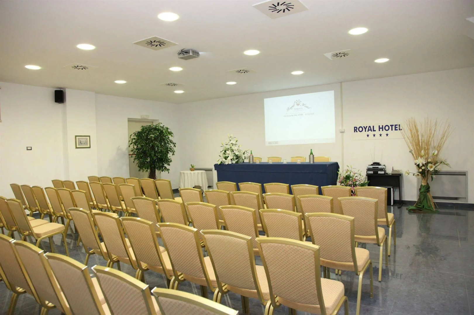 Foto - Royal Hotel