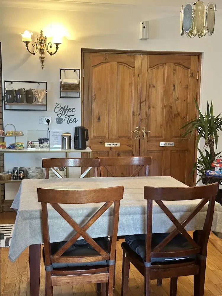 Photo - Malahide Guest Rooms