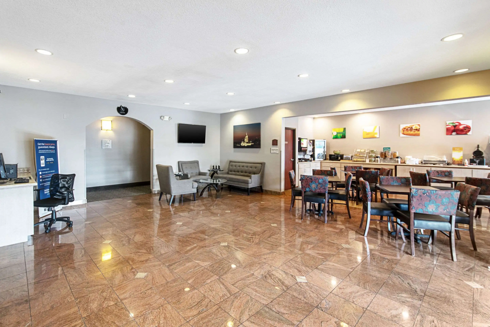 Photo - Quality Suites Austin South Street Elmo District