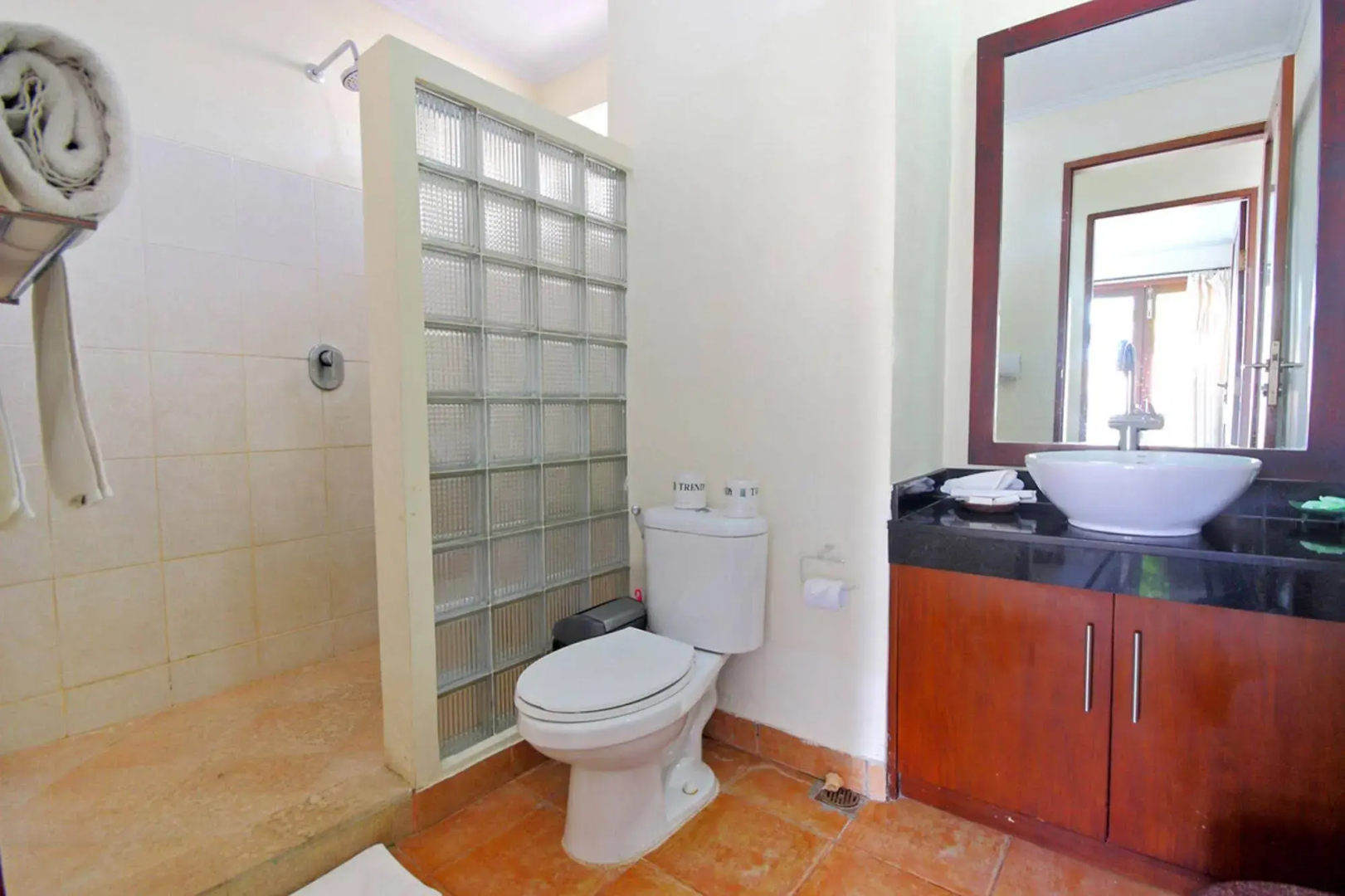 Foto - Sekuta Condo Suites