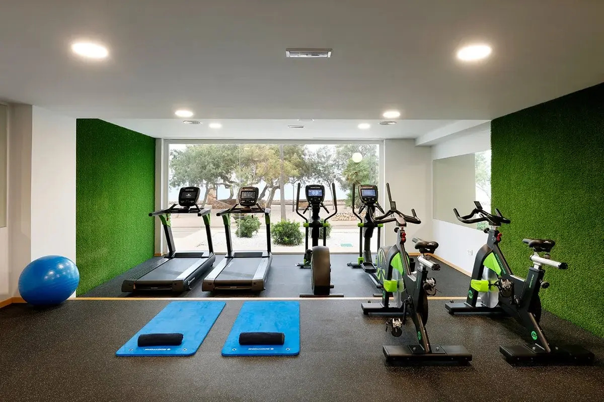 Foto - Talayot - Adults Only