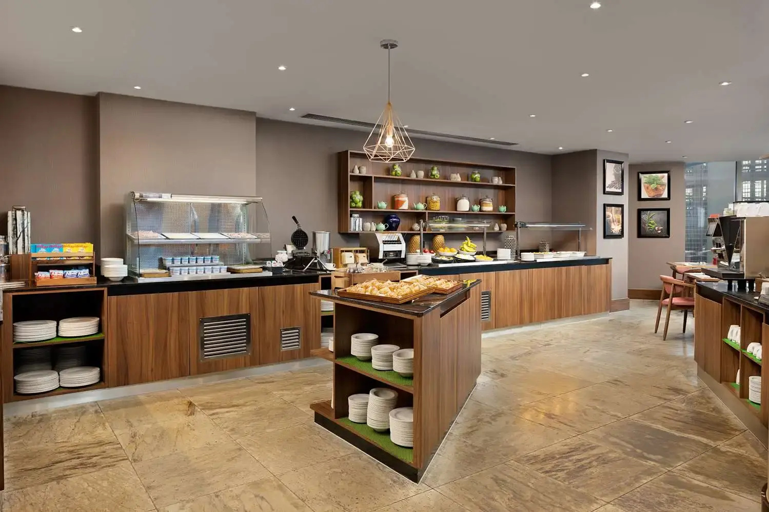 Photo - Hilton Garden Inn London Heathrow Terminal 2 and 3