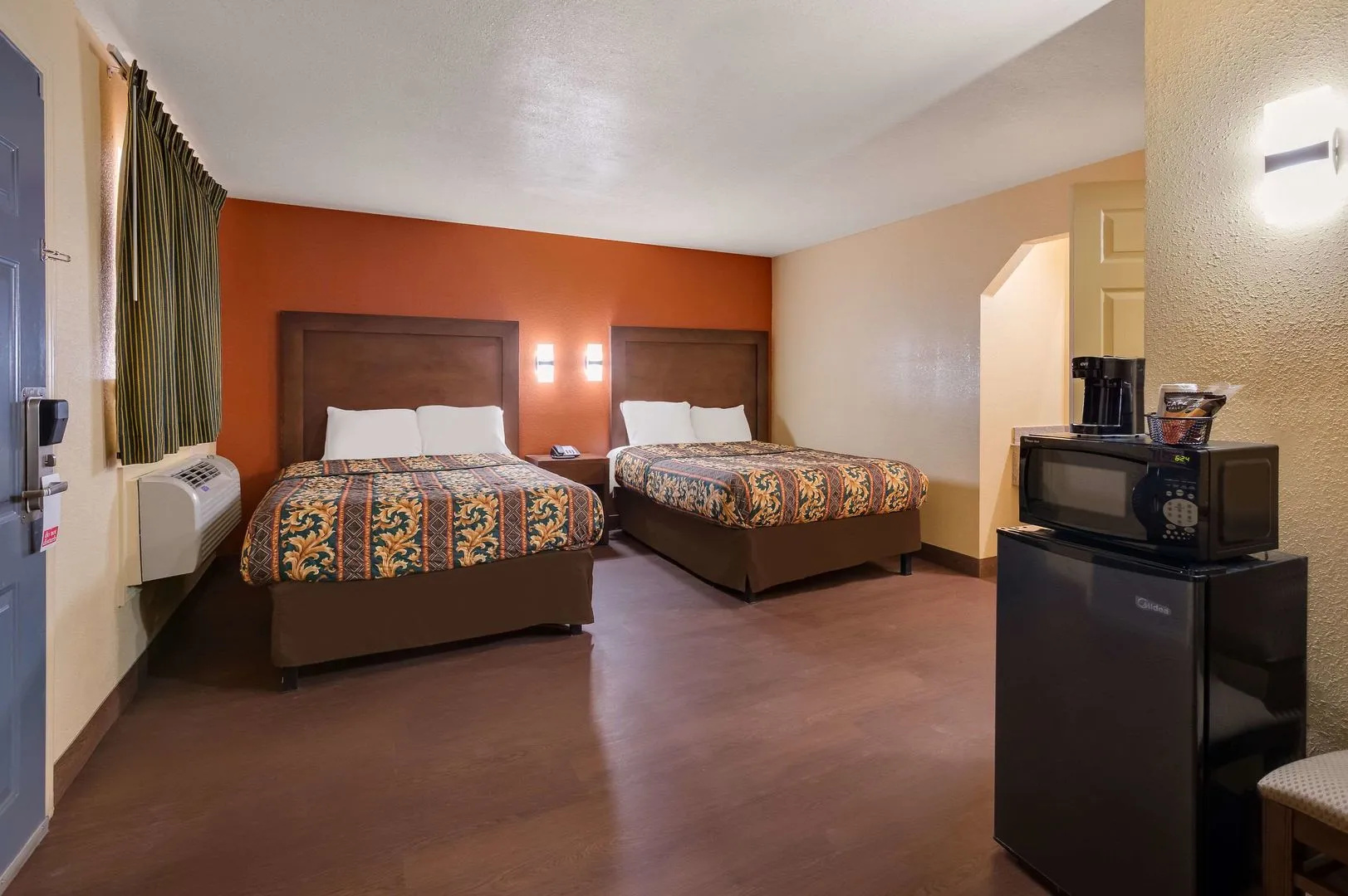Foto - Relax Inn and Suites