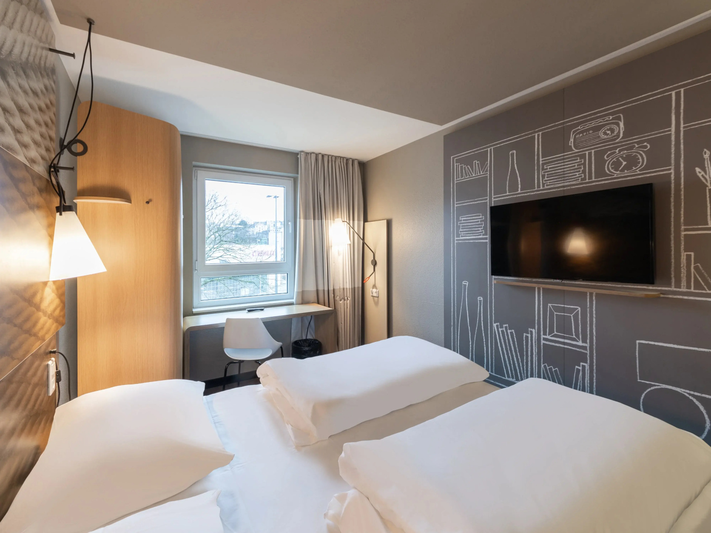 Foto - B&B HOTEL Wuppertal-City