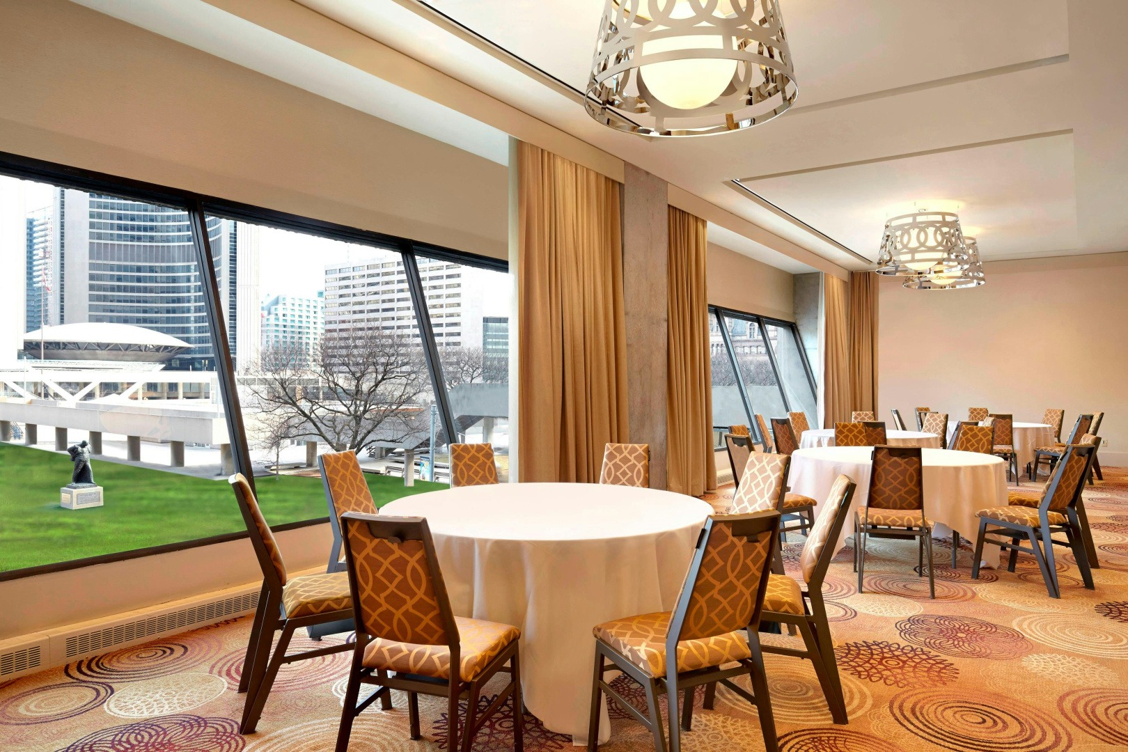 Photo - Sheraton Centre Toronto Hotel