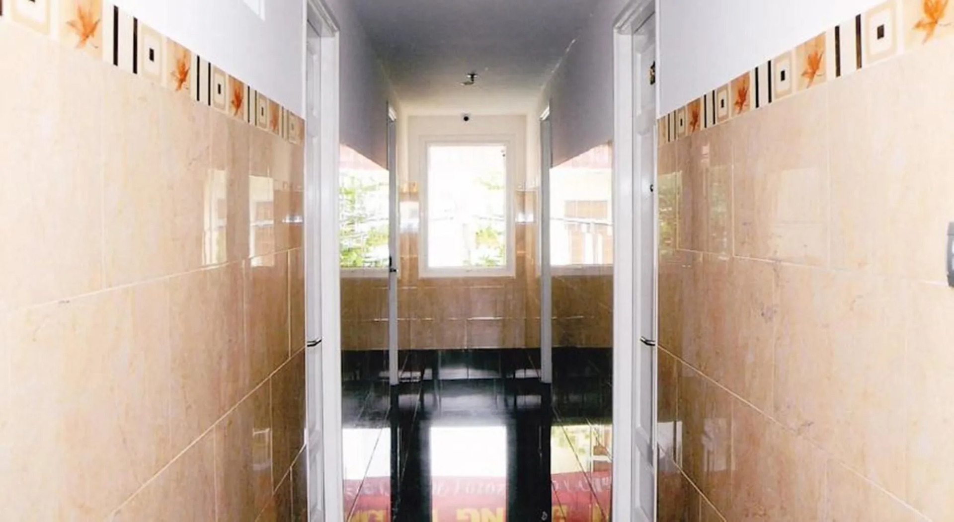 Photo - HOANG THANH THUY AIRPORT HOTEL 2 - Gần Ẩm Thực Đêm Chợ Hoàng Hoa Thám