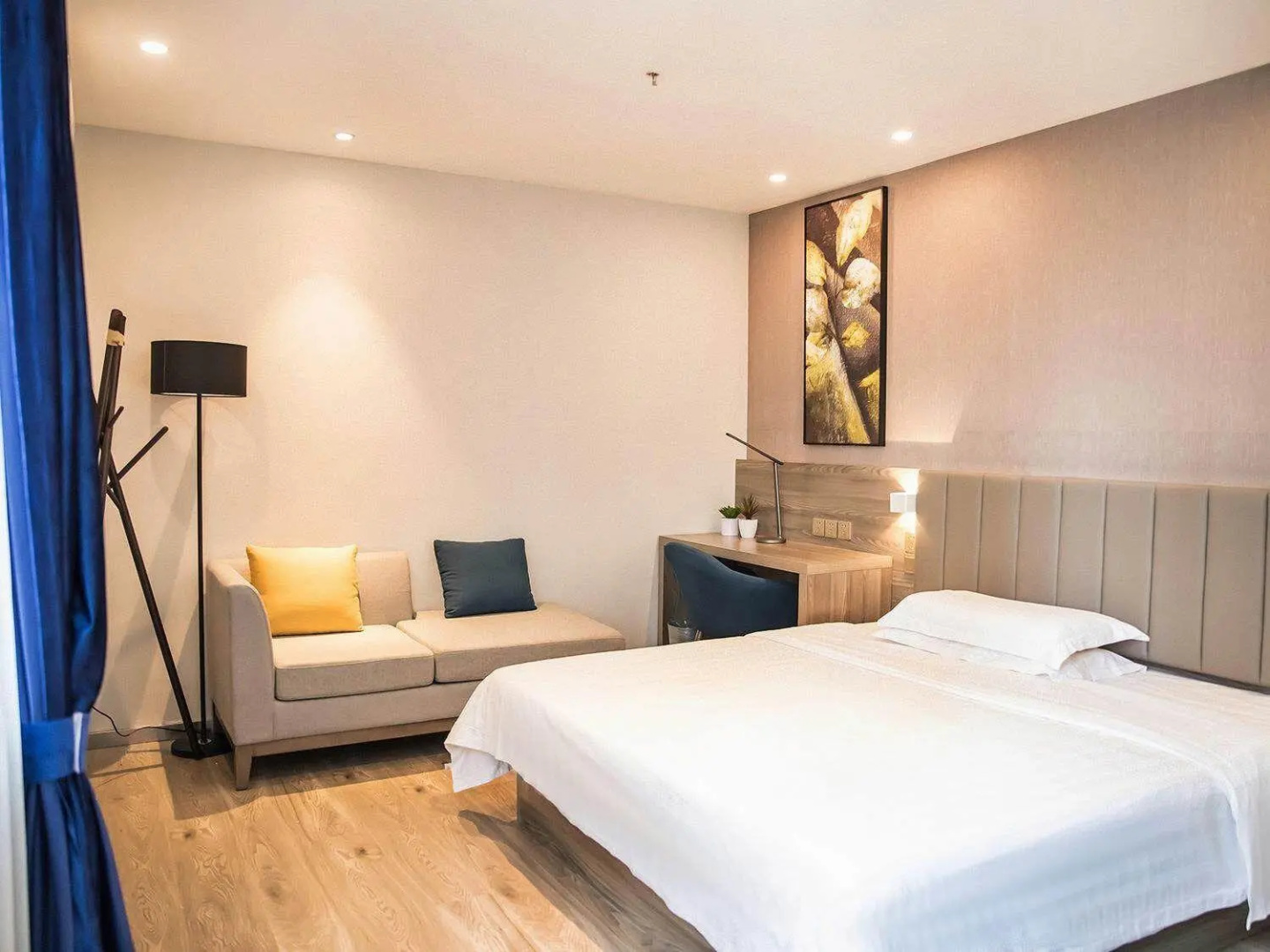 7 Days Premium (Chongqing Tongliang Xuefu Avenue)