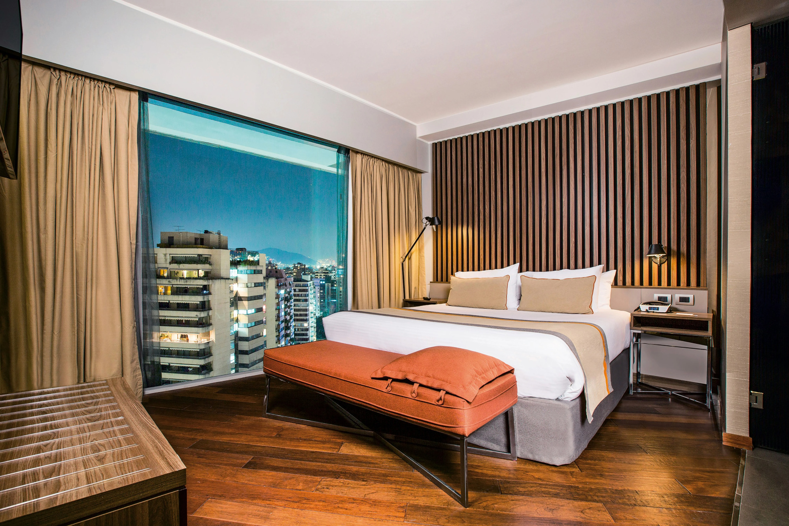 Foto - DoubleTree by Hilton Santiago Kennedy